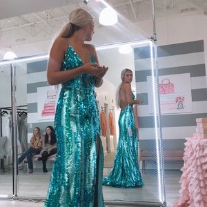 Prom/homecoming court/formal dress